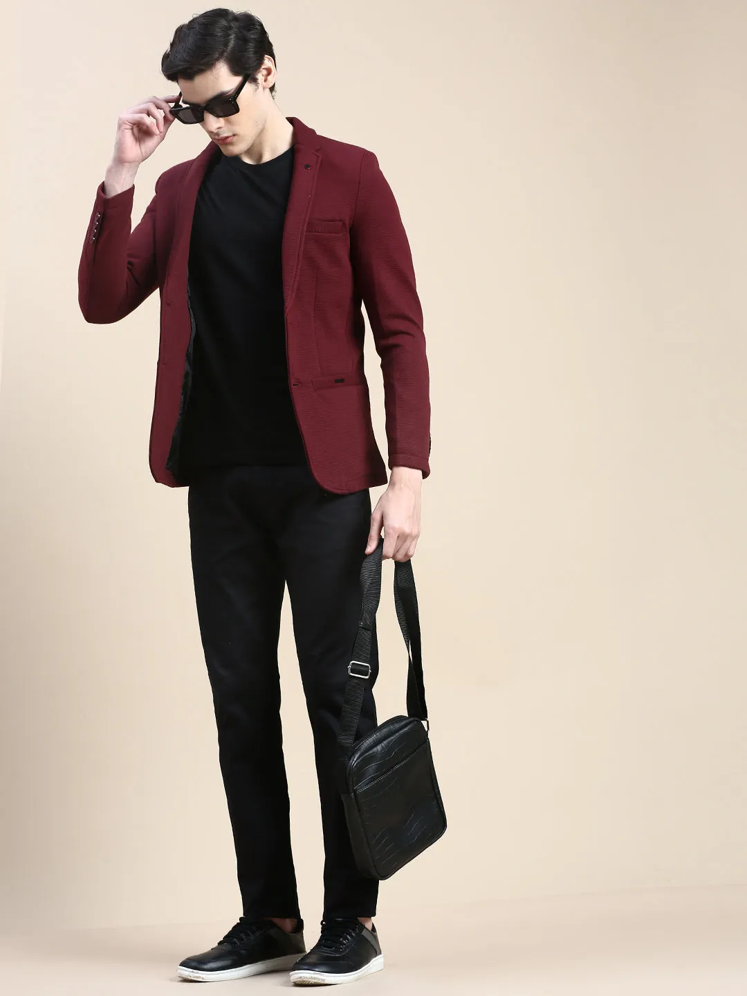 Men Burgundy Solid Casual Blazers